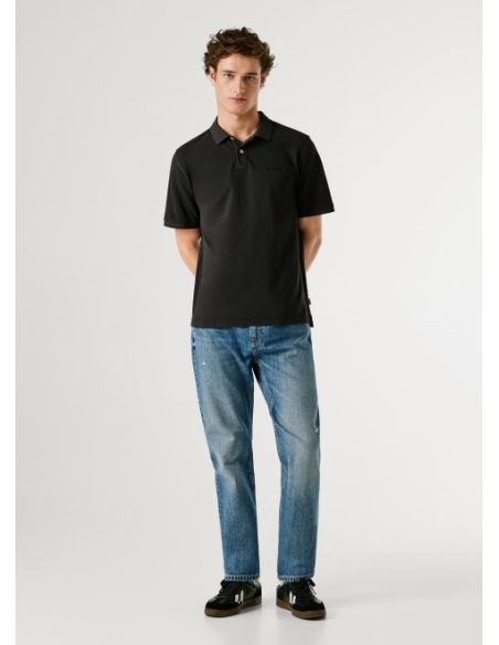 Polo męskie czarne Pepe Jeans - przód na modelu