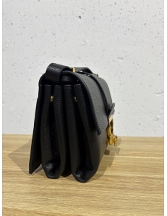 Torebka damska czarna Coccinelle - widok z przodu 2